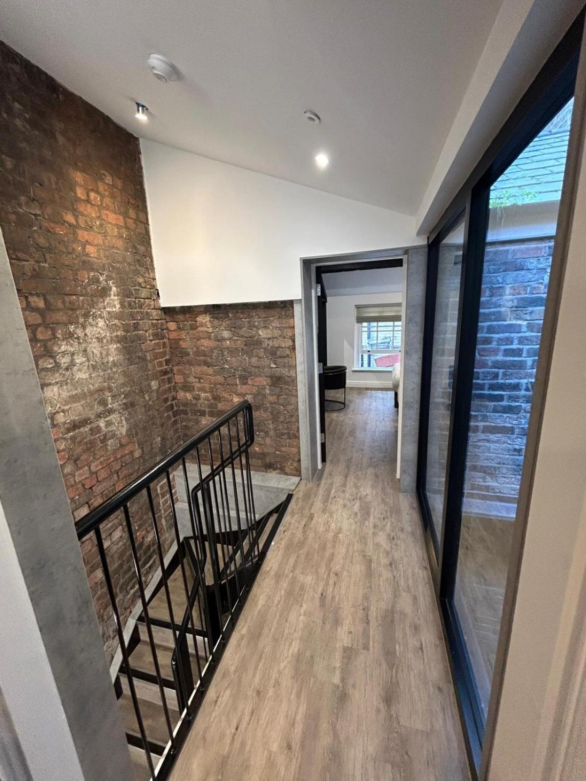 10 Hockenhall - Liverpool's Oldest House Holiday home